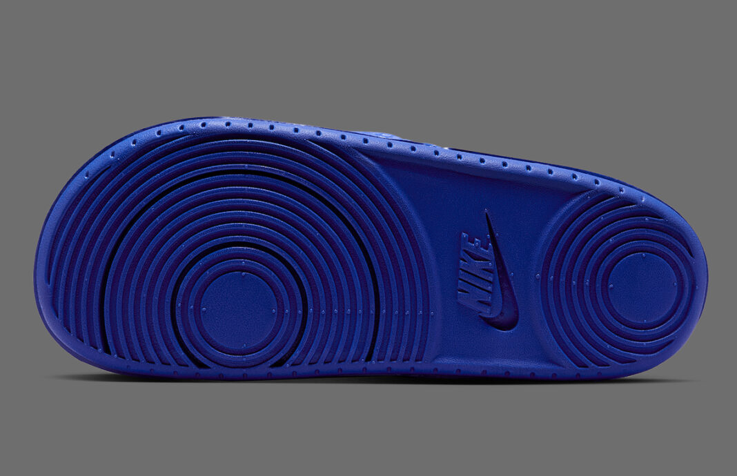 Kobe Offcourt Slide ‘Hyper Royal’
