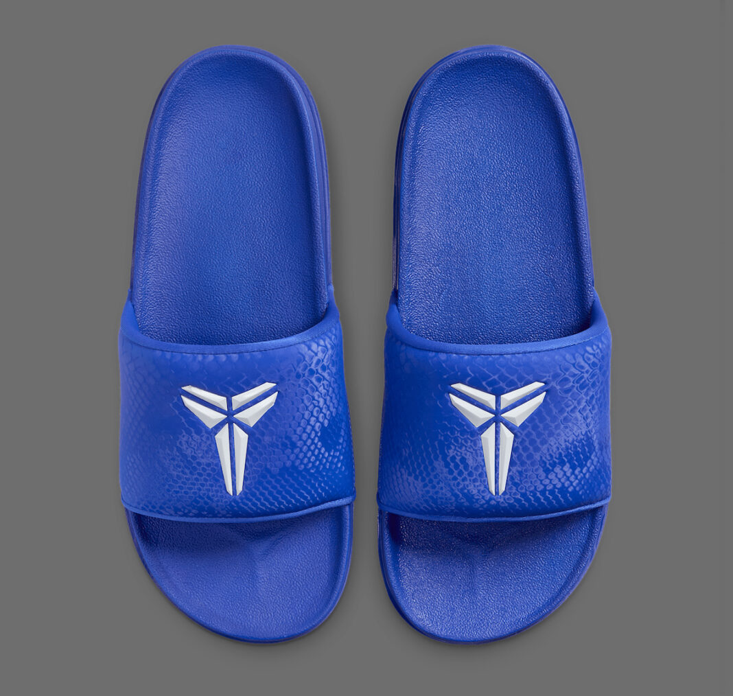 Kobe Offcourt Slide ‘Hyper Royal’